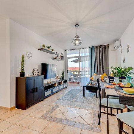 דירות אדחה Marina Palace מראה חיצוני תמונה